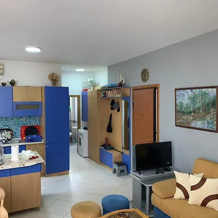 아파트 Near Golem Durres Albania 골렘